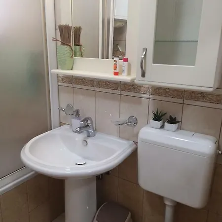 Apartman Mera *